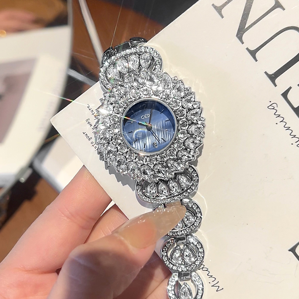 Luxury Ceramic Watch - UTHAI CQ443 แฟชั่นหรูหราสร้อยข้อมือลายท้องฟ้าเต็มไปด้วยดวงดาวนาฬิกาผู้หญิงเบย์มูประณีตนาฬิกาควอตซ์นาฬิกาลำลองของขวัญ, นาฬิกาสำหรับผู้หญิง